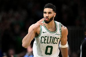 韦德体育官网-霍勒迪波津霍福德缺阵!绿军VS热火先发:双探花VS希罗&阿德巴约